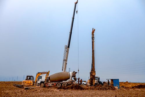 奋战寒冬克难关 匠心砥砺铸精品——新特多晶硅供电工程与河道疏浚工程冬日鏖战记